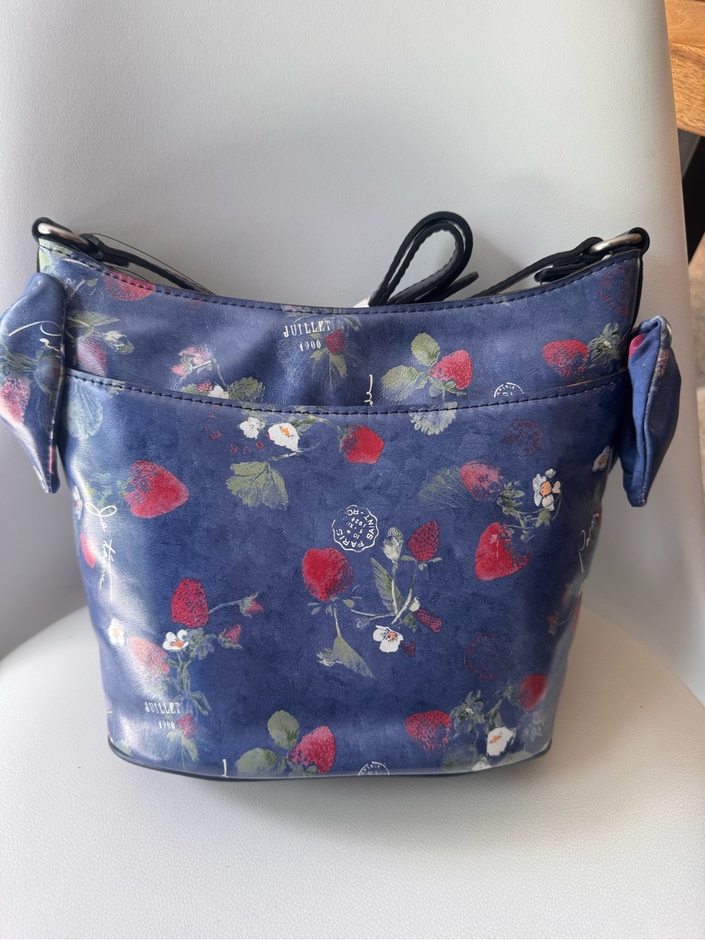 Patricia Nash New Blue Floral Strawberry Bucket Bag